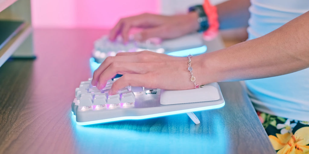 Example of negative keyboard tenting