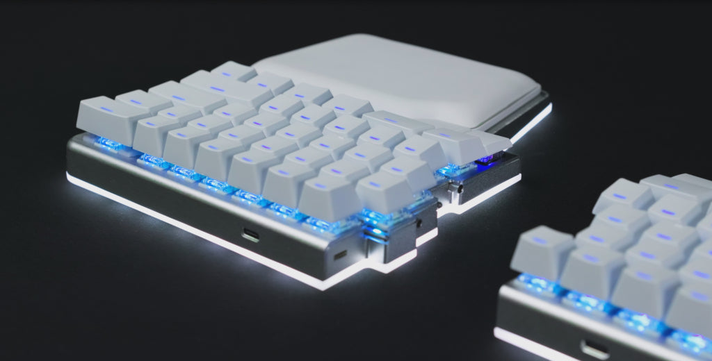 Dygma Defy with RGBW LED